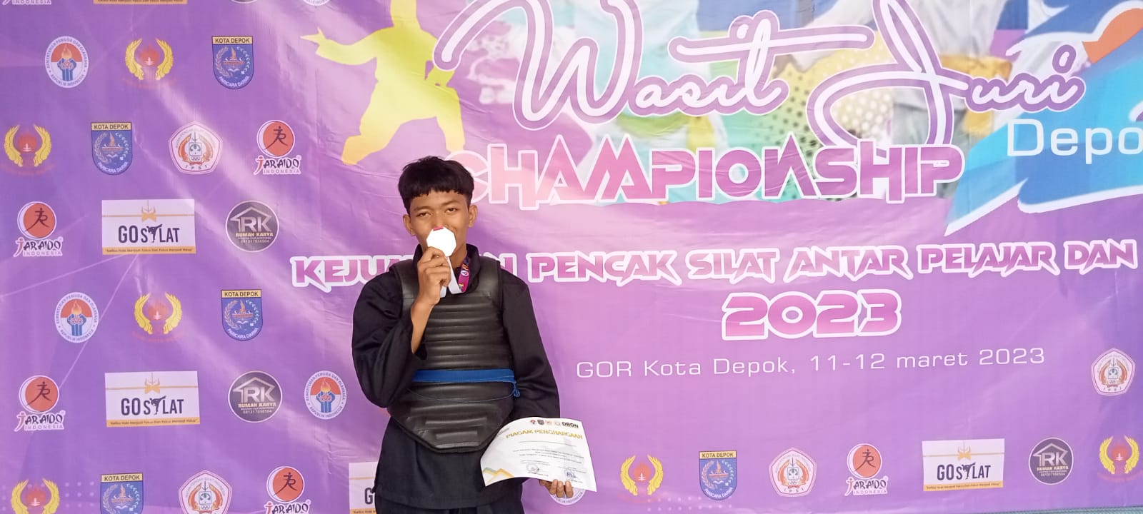 Gambar Thumbnail untuk berita SISWA SMP TIRTAJAYA BERHASIL MENDAPATKAN MEDALI PERAK DI AJANG OLAHRAGA PENCAK SILAT WASIT JURI CHAMPIONSHIP KOTA DEPOK 2023